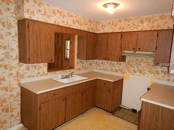 3rd image of 4308 Stephanie Ct