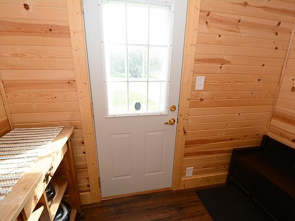 5th image of 257 N Dries St