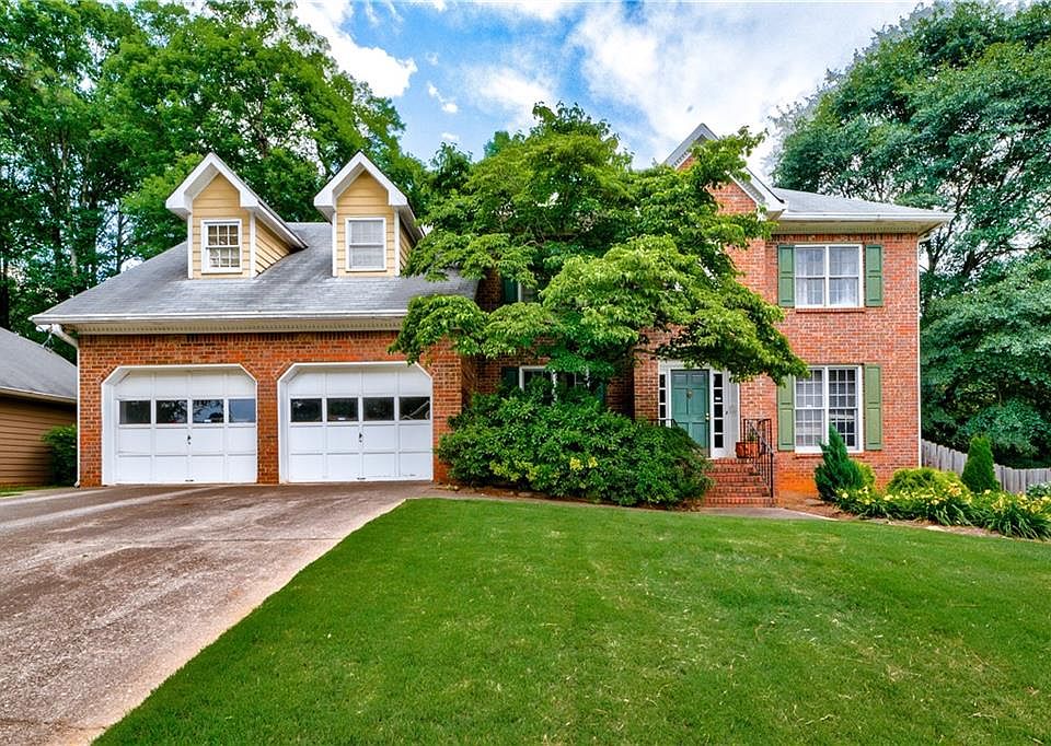 1st image of 129 Radford Cir SW