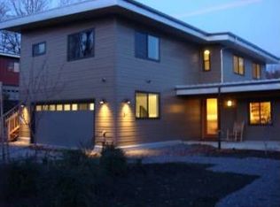 541 SW Maplecrest Ct UNIT A, Portland, OR 97219