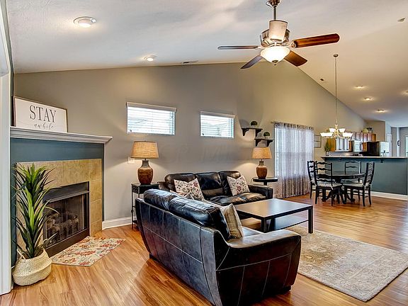 3rd image of 5598 Lime Creek Dr #41