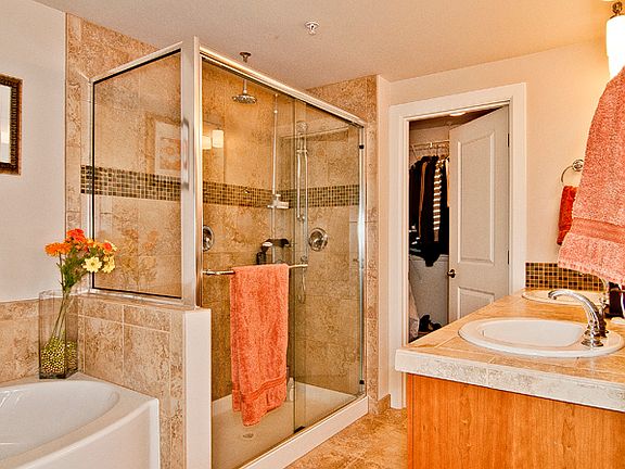 Elegant Master Bath