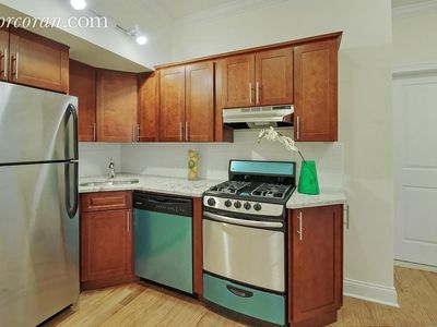 4523 Broadway APT 3C, New York, NY, 10040