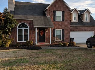 700 Marlin Ln, Clinton, TN 37716