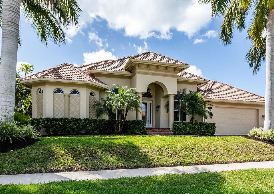 1st image of 805 Caribbean Ct