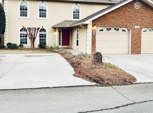 1702 White Oak Ln, Dalton, GA 30721