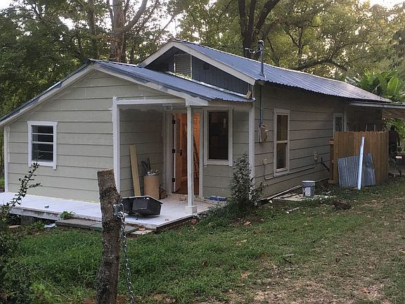 4th image of 302 Orr Dr