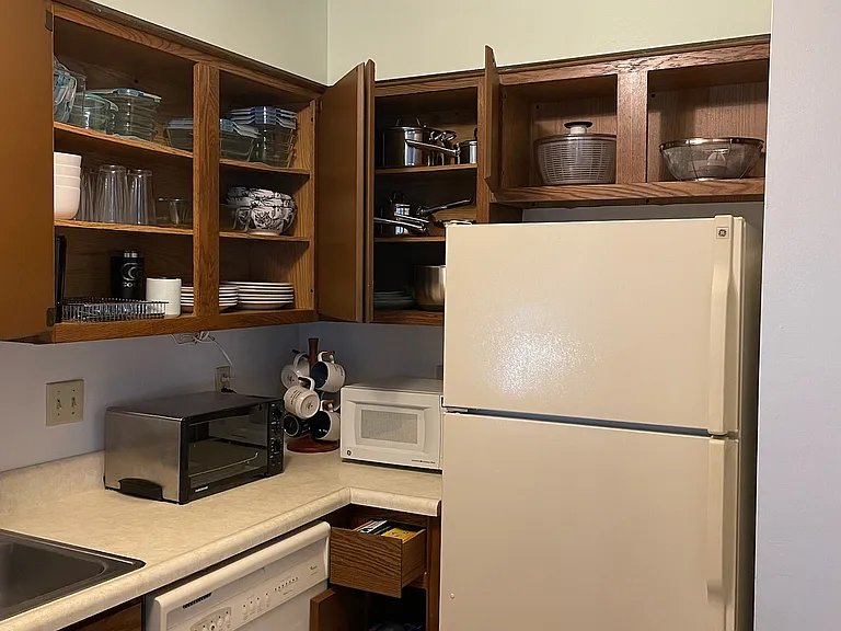 613 W Pleasant St #3 — Photo 10
