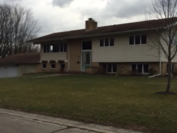 2829 Townway Rd, Danville, IL 61832