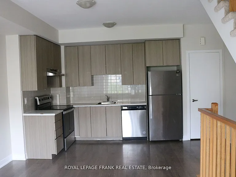 70 Orchid Place Dr #2 — Photo 2