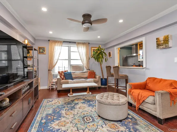 3930 52nd Street #3A, Woodside, NY 11377