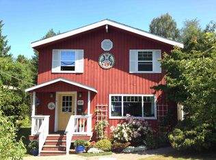 818 NE 89th St, Seattle, WA 98115