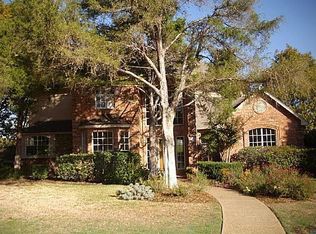 221 Sandy Creek Pl, Desoto, TX 75115