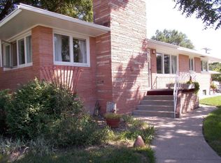 204 E 4th St, Curtis, NE 69025