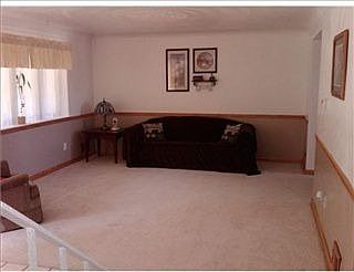 3rd image of 609 Clark Ave