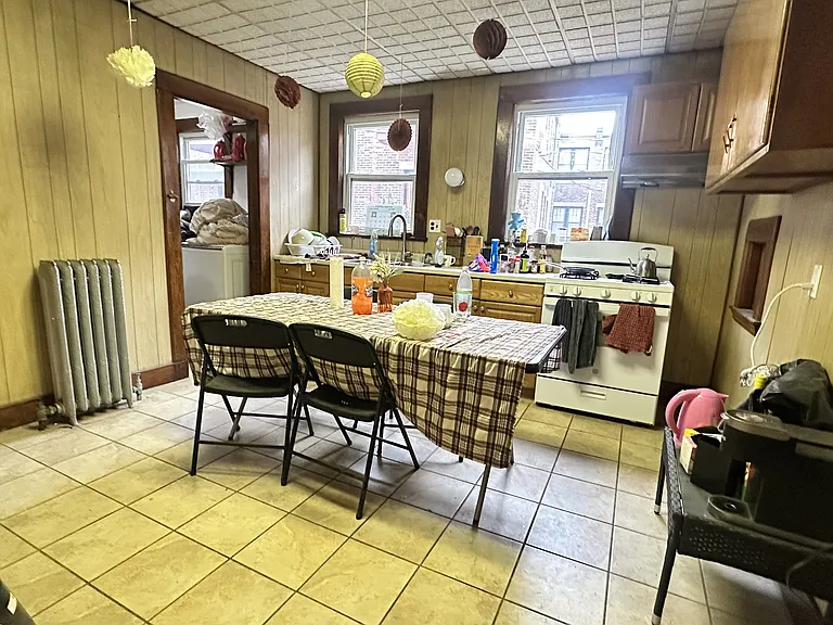 11 Chester St #C2 — Photo 6