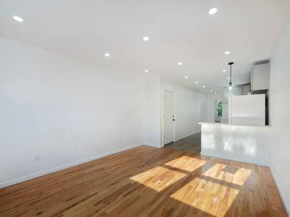 58 Laidlaw Avenue image 5 of 18