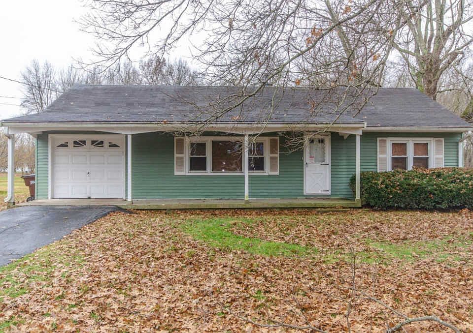 1st image of 1421 Emerson Ln