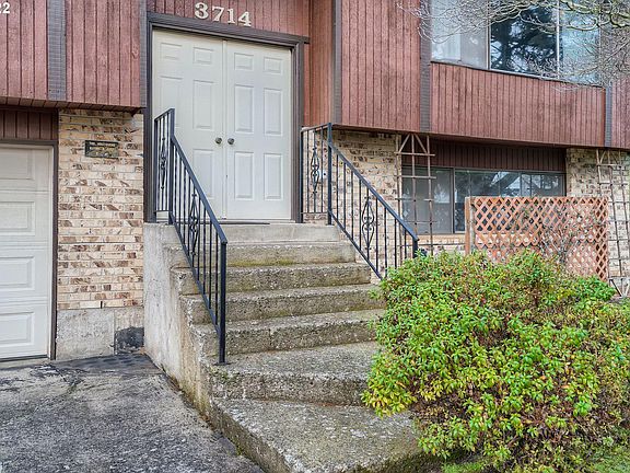 3rd image of 3714 NE 39th St