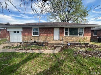 324 Gage Dr, Saint Louis, MO, 63135