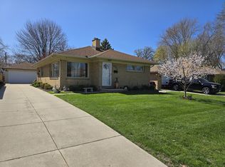 1934 Linden Ave, Waukegan, IL 60087