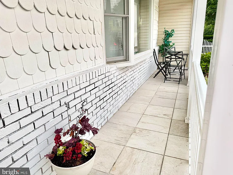 104 Nautilus Dr — Photo 4