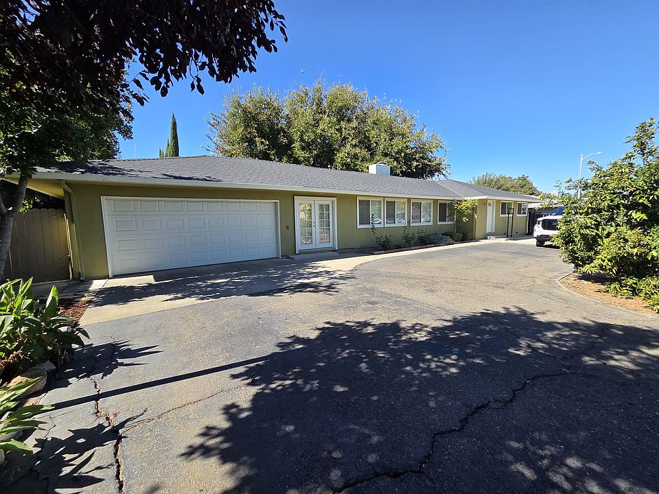 1st image of 742 Bourn Dr