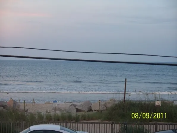 1717 Carolina Beach Ave N APT 2, Carolina Beach, NC 28428