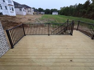 5087 Emerald View Dr, Hamilton Township, OH 45039