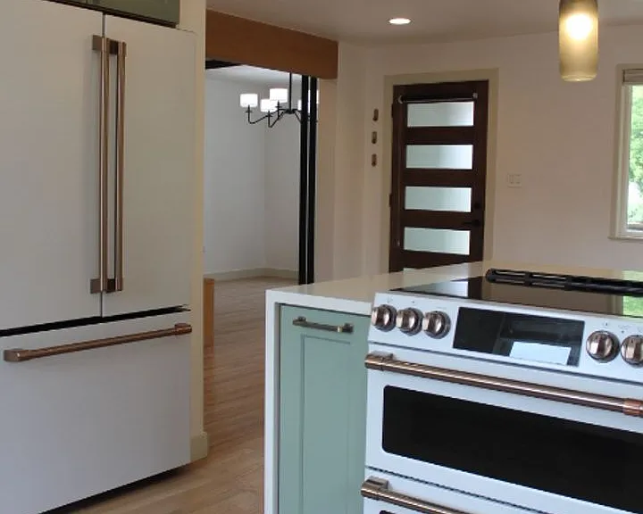 4630 Decatur St — Photo 7
