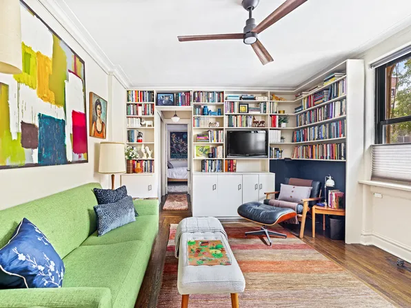 319 West 18th Street 1A image 1 of 16