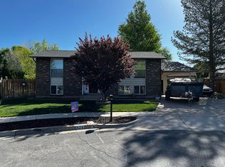 828 W 2600 N, Clinton, UT 84015