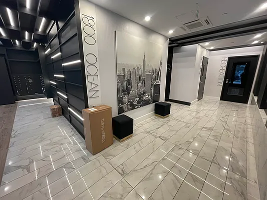 Rented by Tapiro Realty | media 17