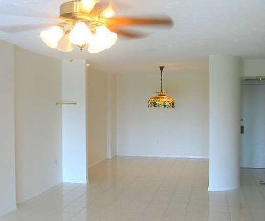 3rd image of 2806 N 46th Ave APT 637D