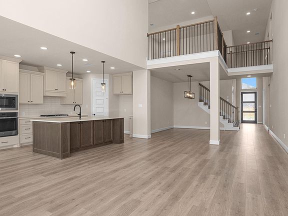 7th image of this home