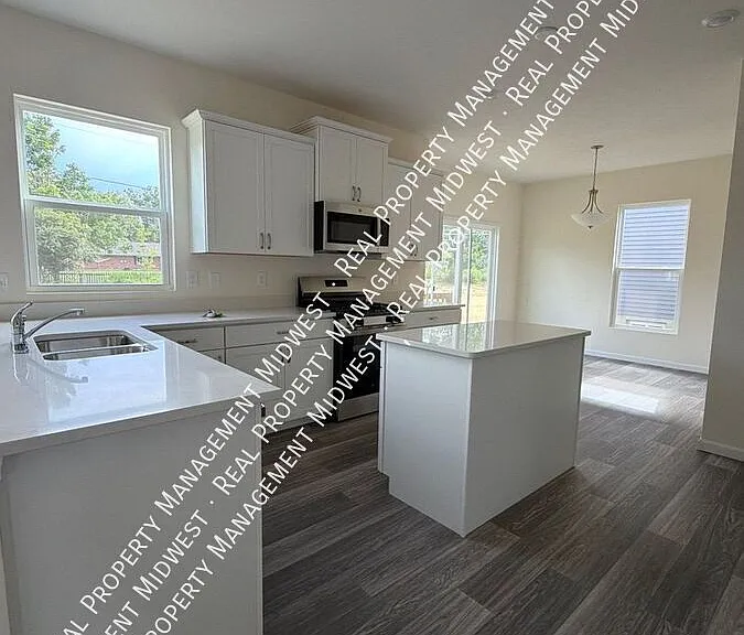 3072 Simpson Ct — Photo 9