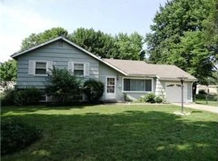 507 NW Ward Cir, Lees Summit, MO 64063