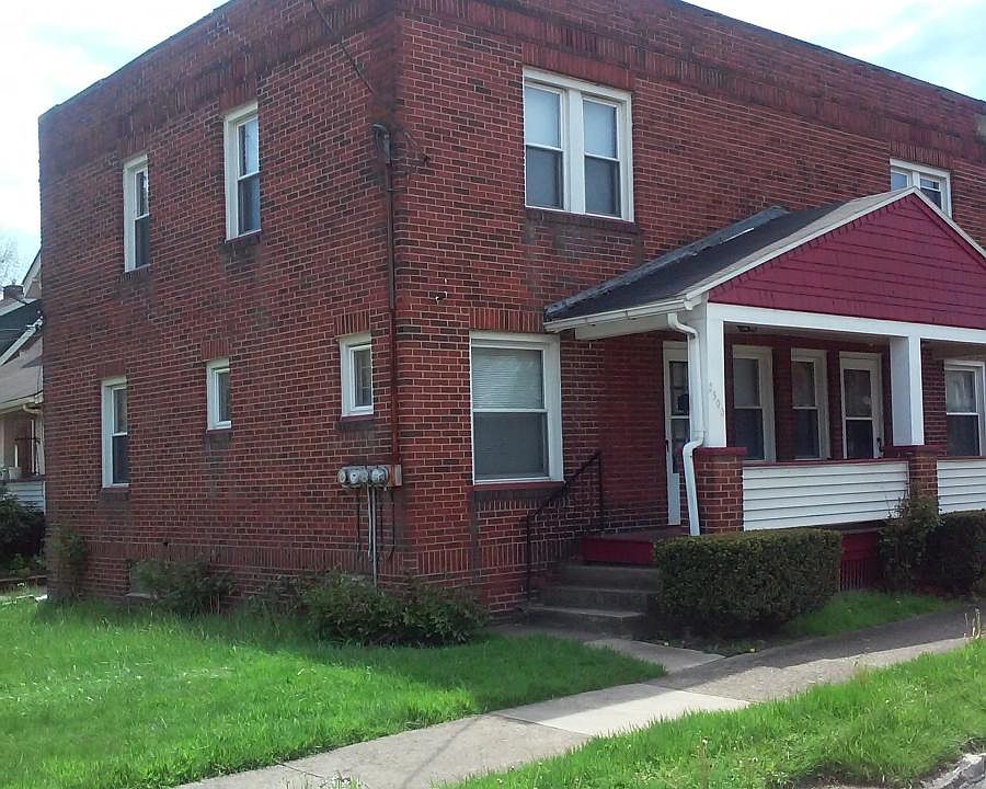 1st image of 2503 Oakwood Ave
