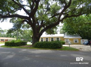 918 N Cedar St, Foley, AL 36535