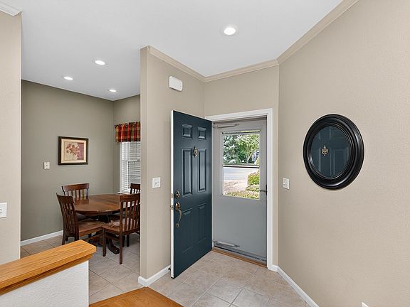 4th image of 1315 Ashbury Ct