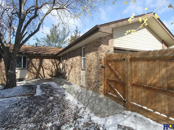 3321 N 73rd St, Lincoln, NE 68507