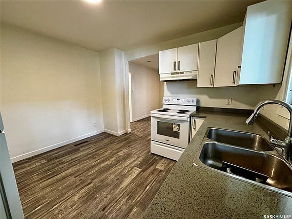 5th image of 807 Weldon AVENUE