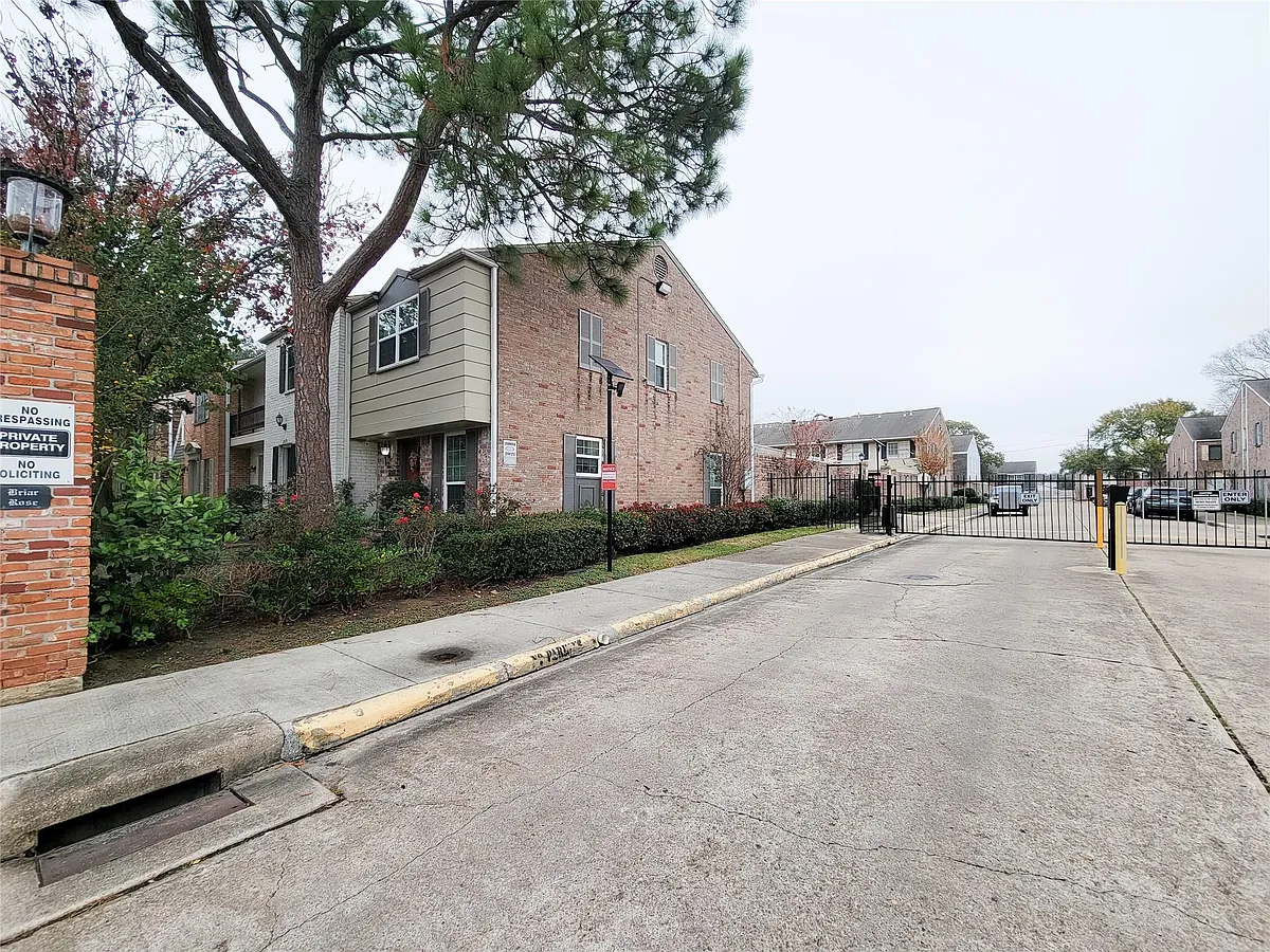 Building Photo - 2021 Winrock Blvd #167