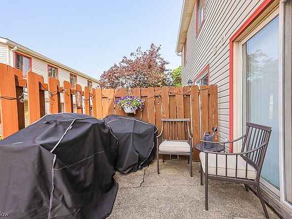 3rd image of 4220 Regal Ave