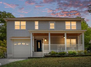 152 NW 14th St, Oak Island, NC 28465