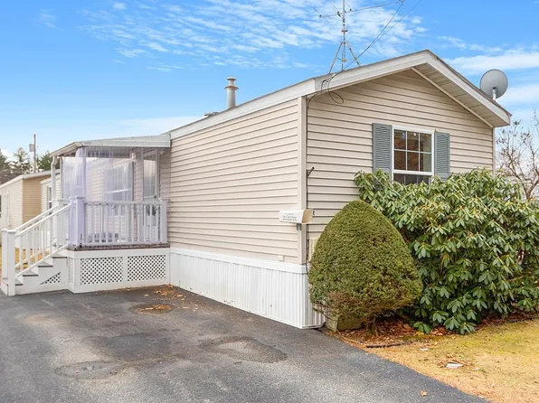 9R Arrow Drive, Salem, NH 03079