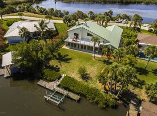 390 Lakeview Dr, Melbourne Beach, FL 32951