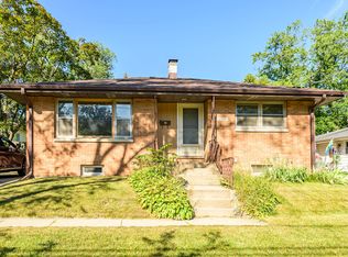 322 Keller Ave, Waukegan, IL 60085