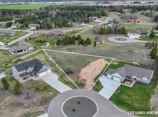 640 W Silverleaf Ct, Plover, WI 54467