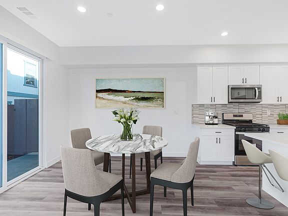 Kitchen staged
